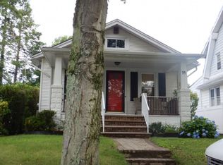 54 Van Buskirk Rd, Teaneck, NJ 07666