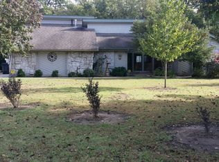 10052 E 470th Rd, Claremore, OK 74017