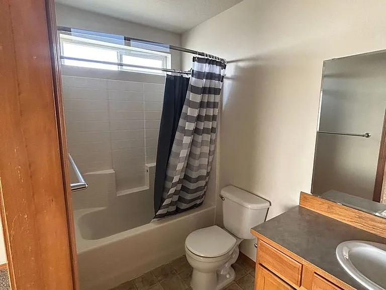 6201 W Trestle St #1-4 — Photo 12