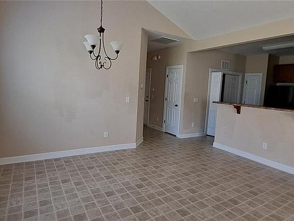 5th image of 2194 Shady Stone Dr