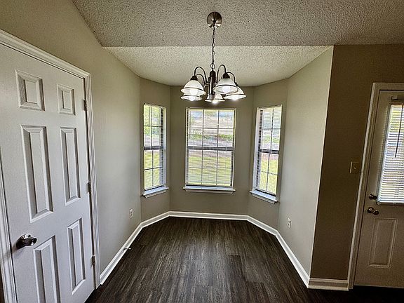5th image of 10196 Curtis Dr