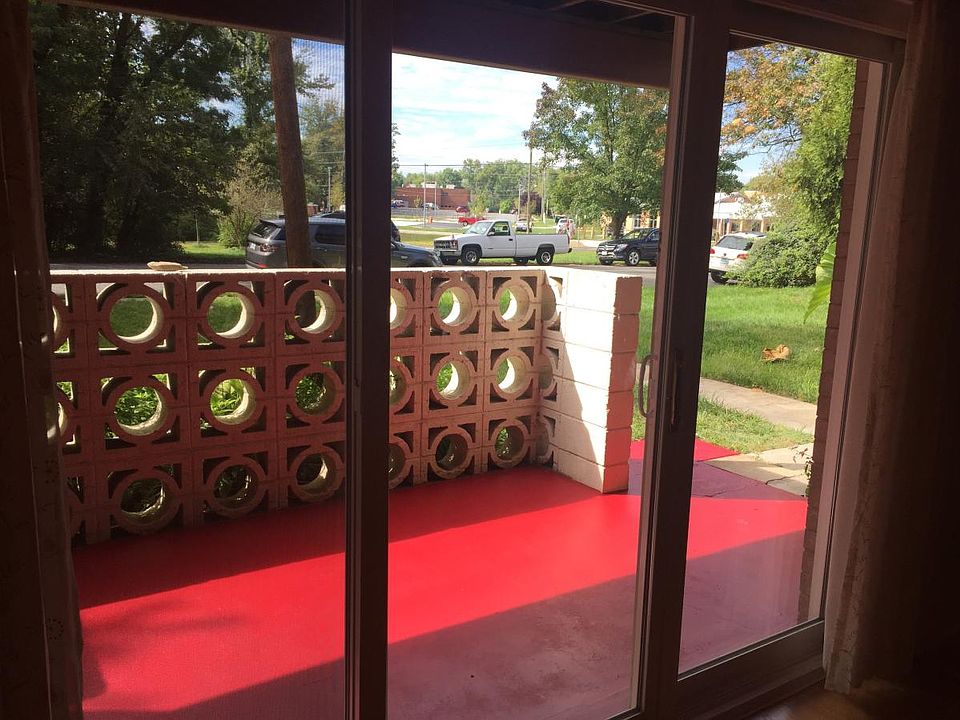 Direct access from patio door