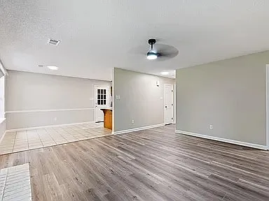 37 Pond St — Photo 46