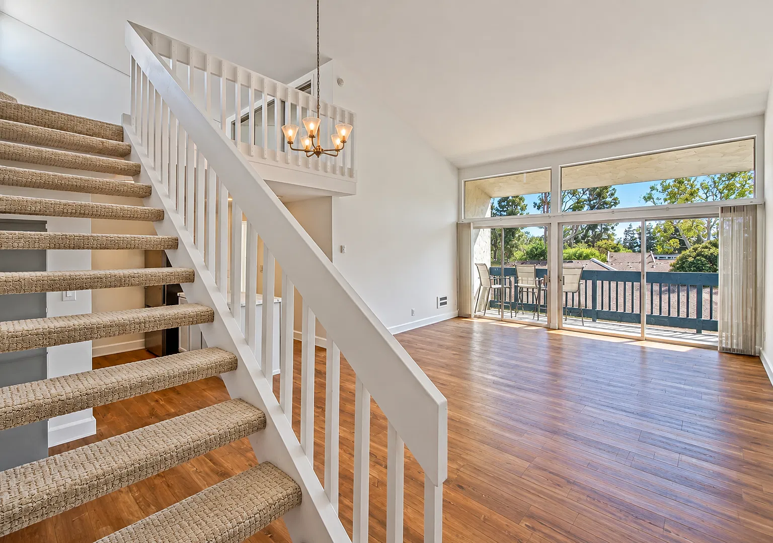 Beautifully Updated, Top-Floor, 1BR1BA + Loft Condo w/ Large Balcony & 1-Car Carport In The Brook... — Photo 1