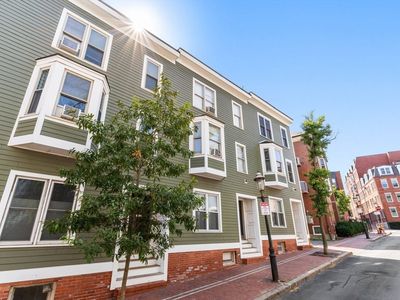 7 Winthrop St #2, Boston, MA, 02129