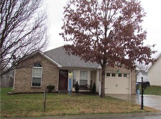 888 Picadilly Dr, White House, TN 37188