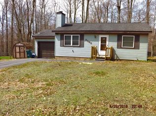 8907 Groundhog Way, Tobyhanna, PA 18466