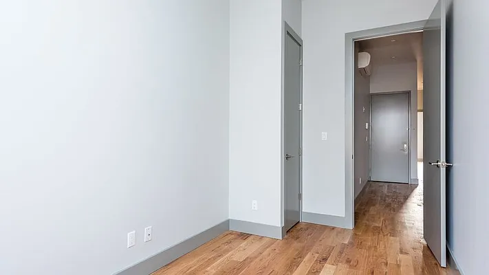 Rented by Nooklyn NYC LLC | media 44