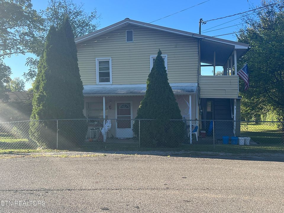 1st image of 609 Glenoaks Dr