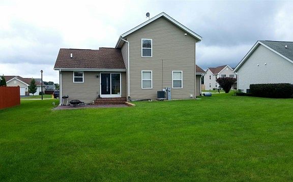 2nd image of 3847 Allenhurst Ln