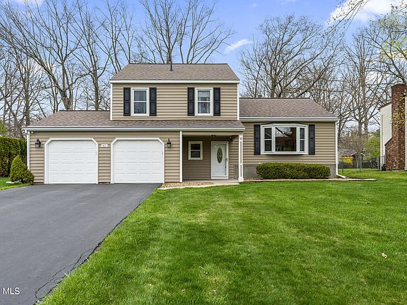 2nd image of 61 Longmeadow Drive