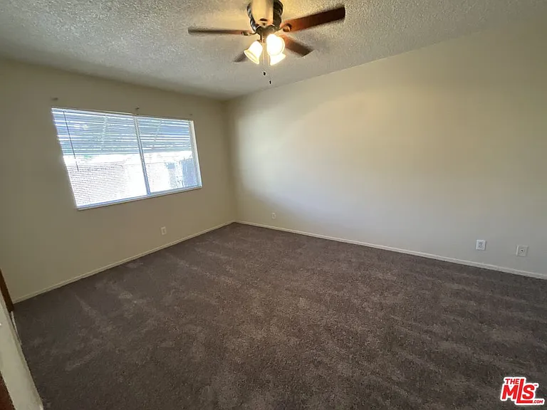 1440 Calhoun Ct #C — Photo 6