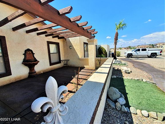 3rd image of 1221 Amigo Way