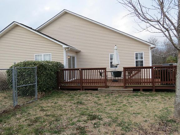 5th image of 108 Bur Oaks Blvd