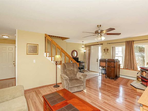 5th image of 1513 N Gardiner Dr