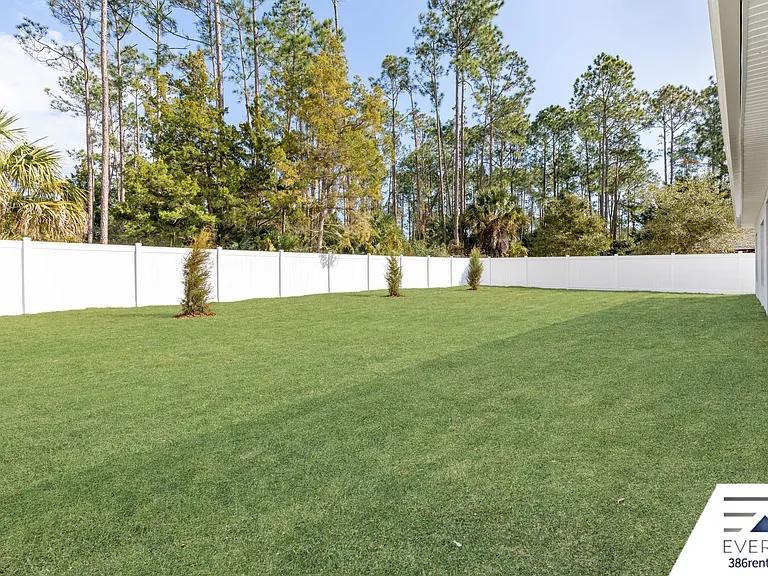 71 Point Of Woods Dr — Photo 33