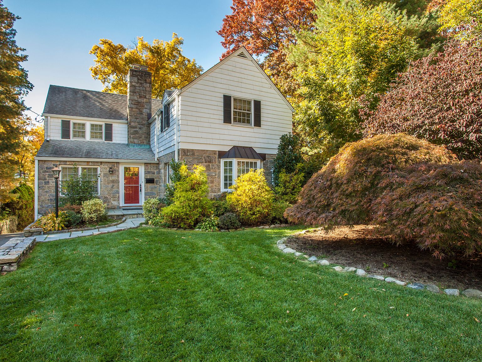 18 Carleon Ave, Larchmont, NY 10538 Zillow