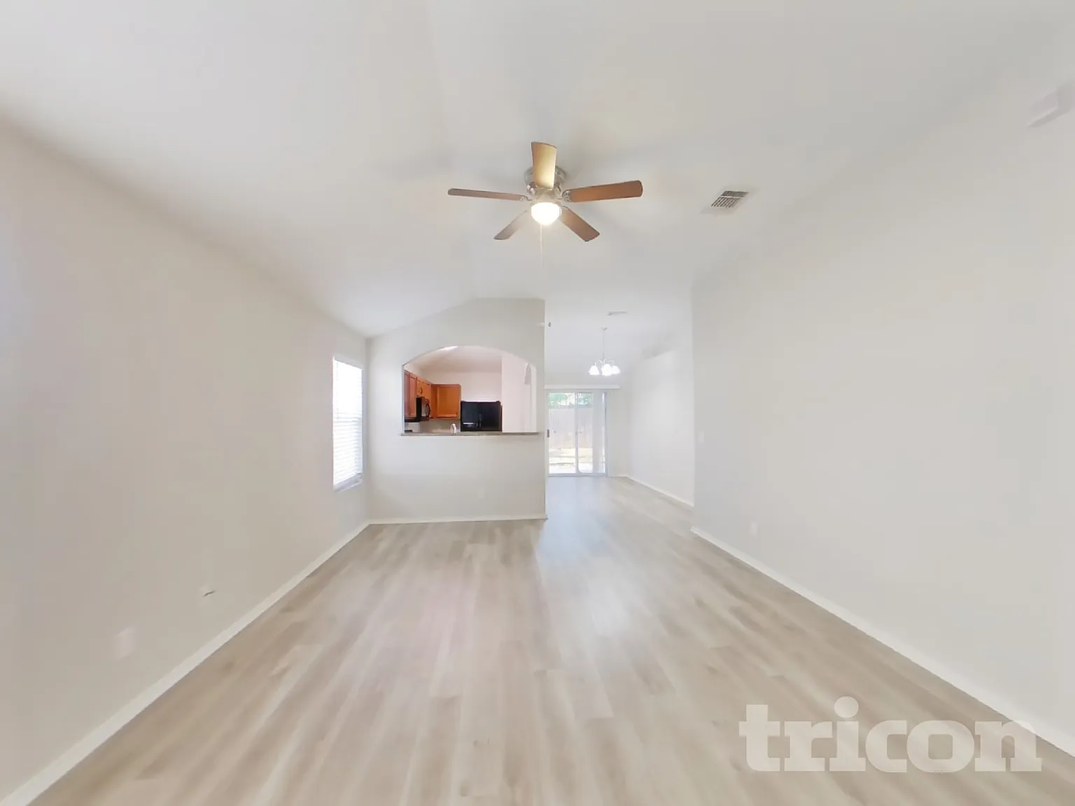 9459 Copper Mist Converse TX — Photo 4