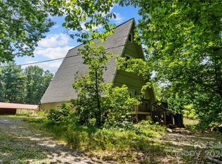 3111 Playmore Beach Rd, Morganton, NC 28655