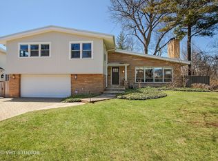 37 Crescent Dr, Glencoe, IL