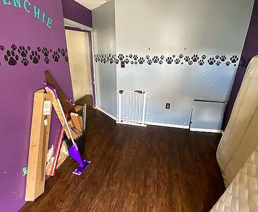 5th image of 109 Coal St