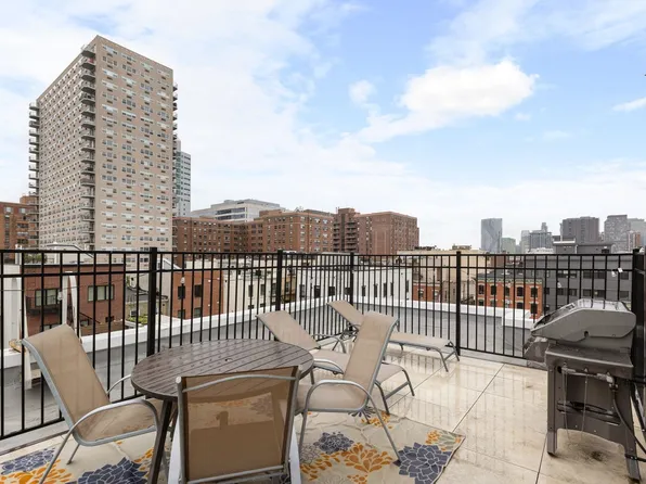 313 Washington Street image 13 of 21