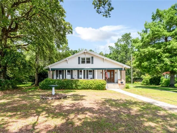 3220 Bay Front Rd, Mobile, AL 36605