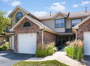 988 Ridgefield Ln, Wheeling, IL 60090