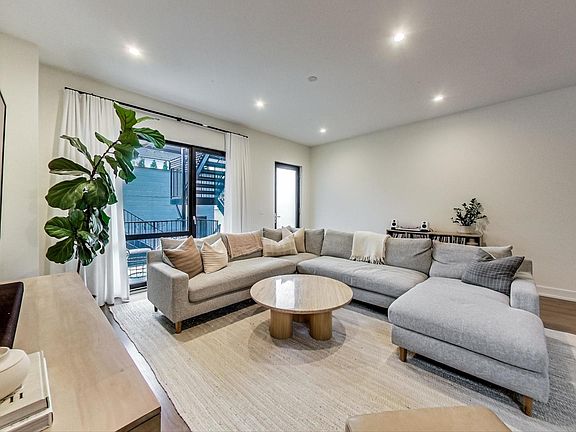 5th image of 1439 N Campbell Ave #1