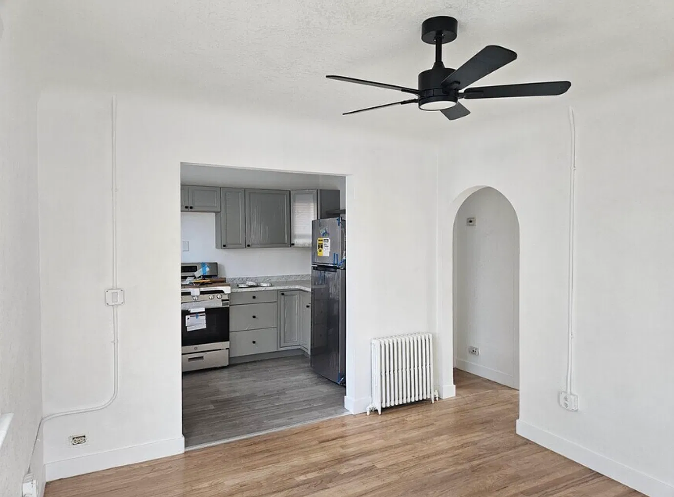 3403 S Lincoln St — Photo 1