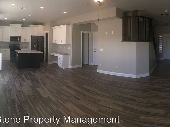 4th image of 2520 N Blackhawk Dr #73