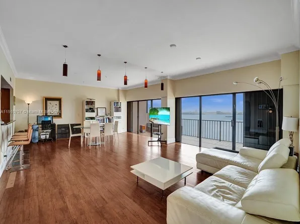 1800 NE 114th St Penthouse 7, Miami, FL 33181