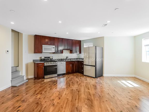 3rd image of 985 Church St APT 7