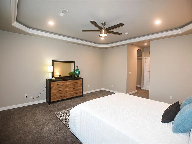 2730 Friesian Ct — Photo 16