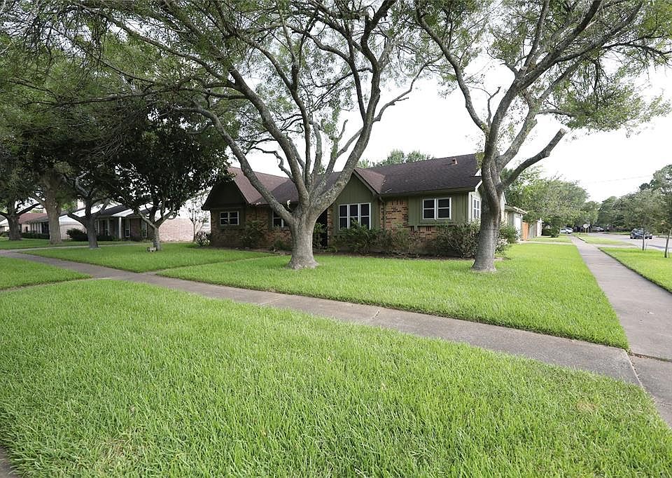 1st image of 9235 Stroud Dr