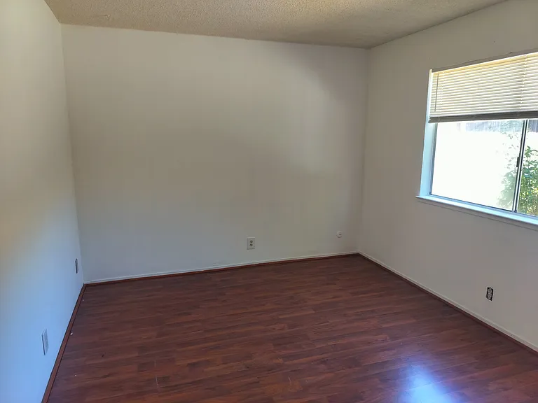 4753 Tacomic Dr — Photo 6