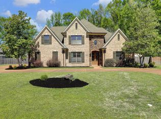 8836 River Meadow Dr, Cordova, TN 38018