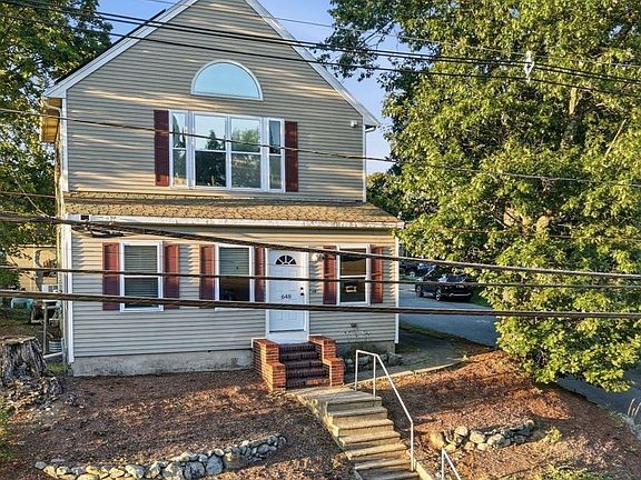 3rd image of 648 Merrimack Ave