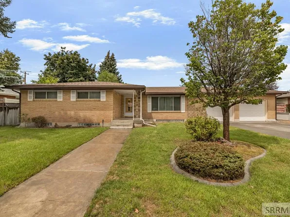 921 Safstrom Dr, Idaho Falls, ID 83401