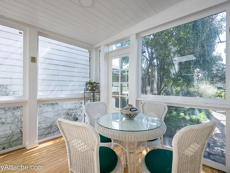 3414 Reservoir Rd NW — Photo 9
