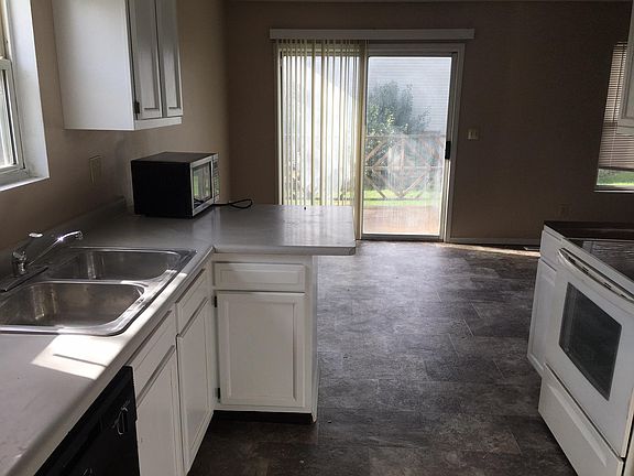 5th image of 3502 S Kennedy Dr #3504
