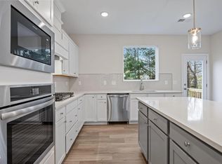 153 Broadway St, Knightdale, NC 27545