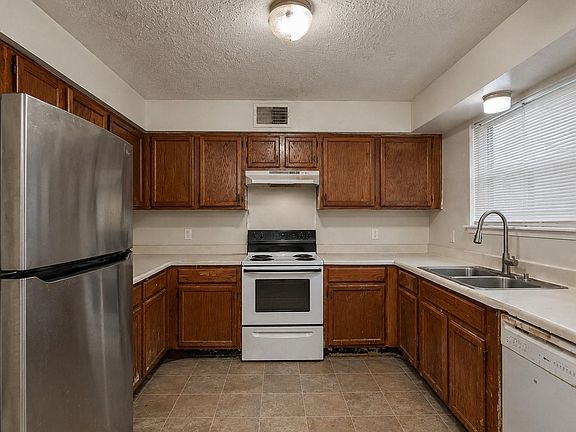 5th image of 10028 Spring Place Dr