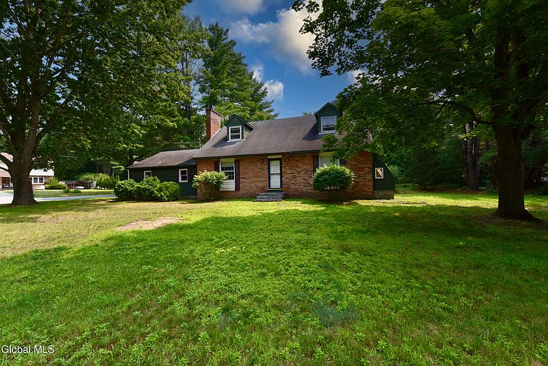 3rd image of 37 Jones Road