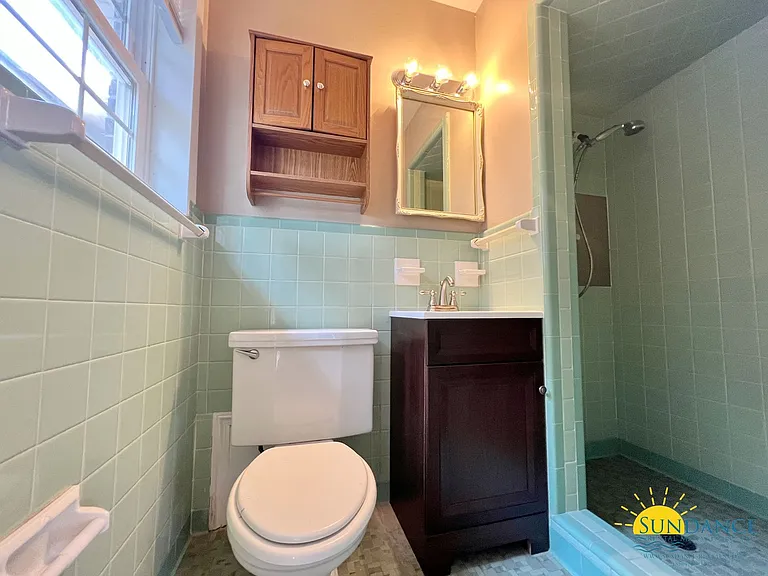 108 Memorial Pkwy NW — Photo 15