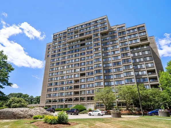 250 Hammond Pond Pkwy APT 1411N, Newton, MA 02467