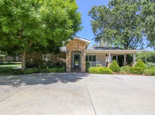 7255 N Thompson Ave, Clovis, CA 93619