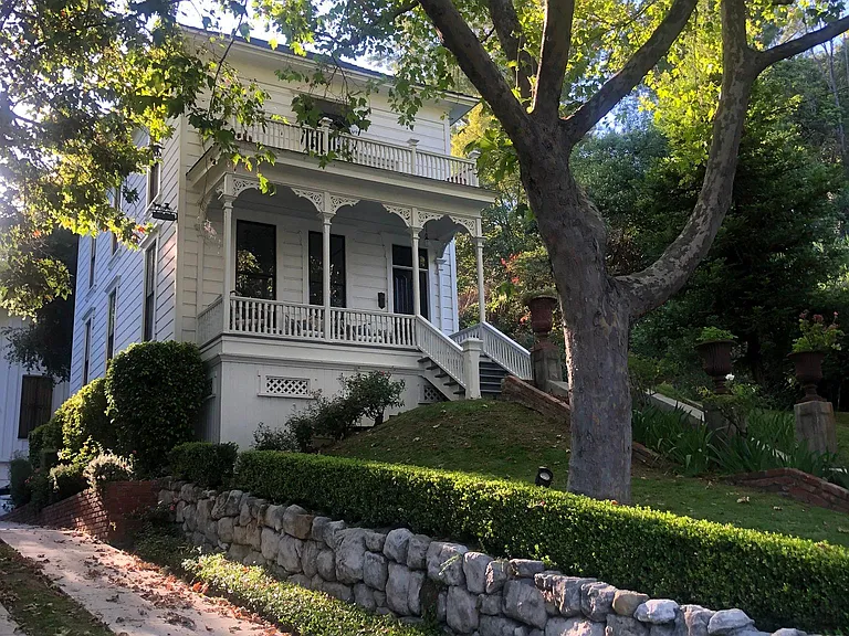 1153 N Avenue 64 — Photo 11