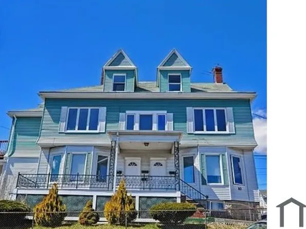 10 Commonwealth Ave, Gloucester, MA