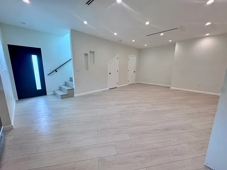 10789 Las Lunitas Ave #10787 — Photo 5